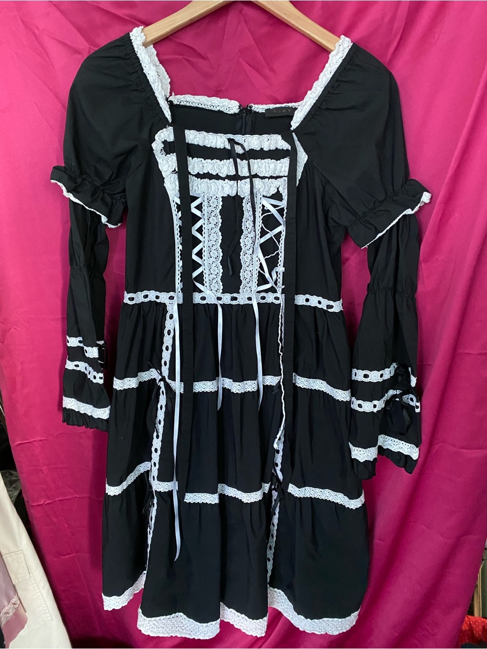 Black Lace-Trim Gothic Lolita Dress